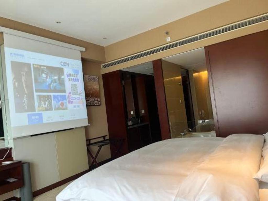 The Qube Shanghai Nanqiao Exterior photo